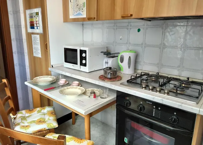 Elena House Apartman Levanto